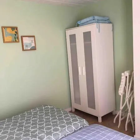 'het T-huisje' Volledig Ingerichte Appartement